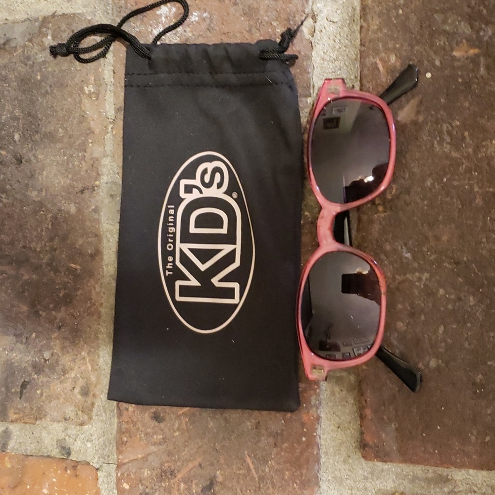 KD's pink w dark lense & original bag. Tote 5.